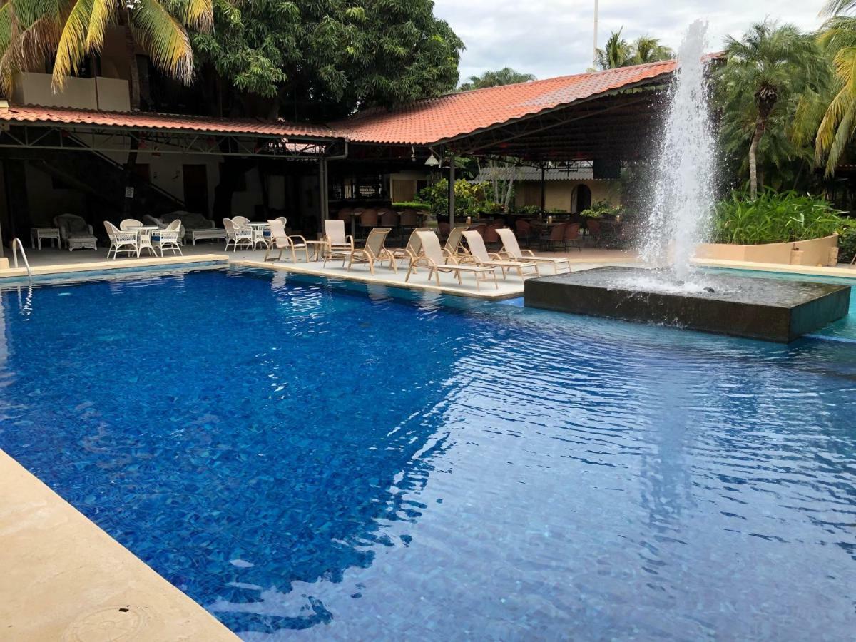 Hotel Coco Palms Playas del Coco Kültér fotó