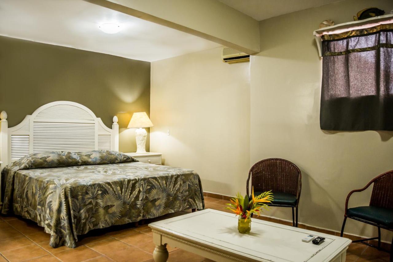 Hotel Coco Palms Playas del Coco Kültér fotó